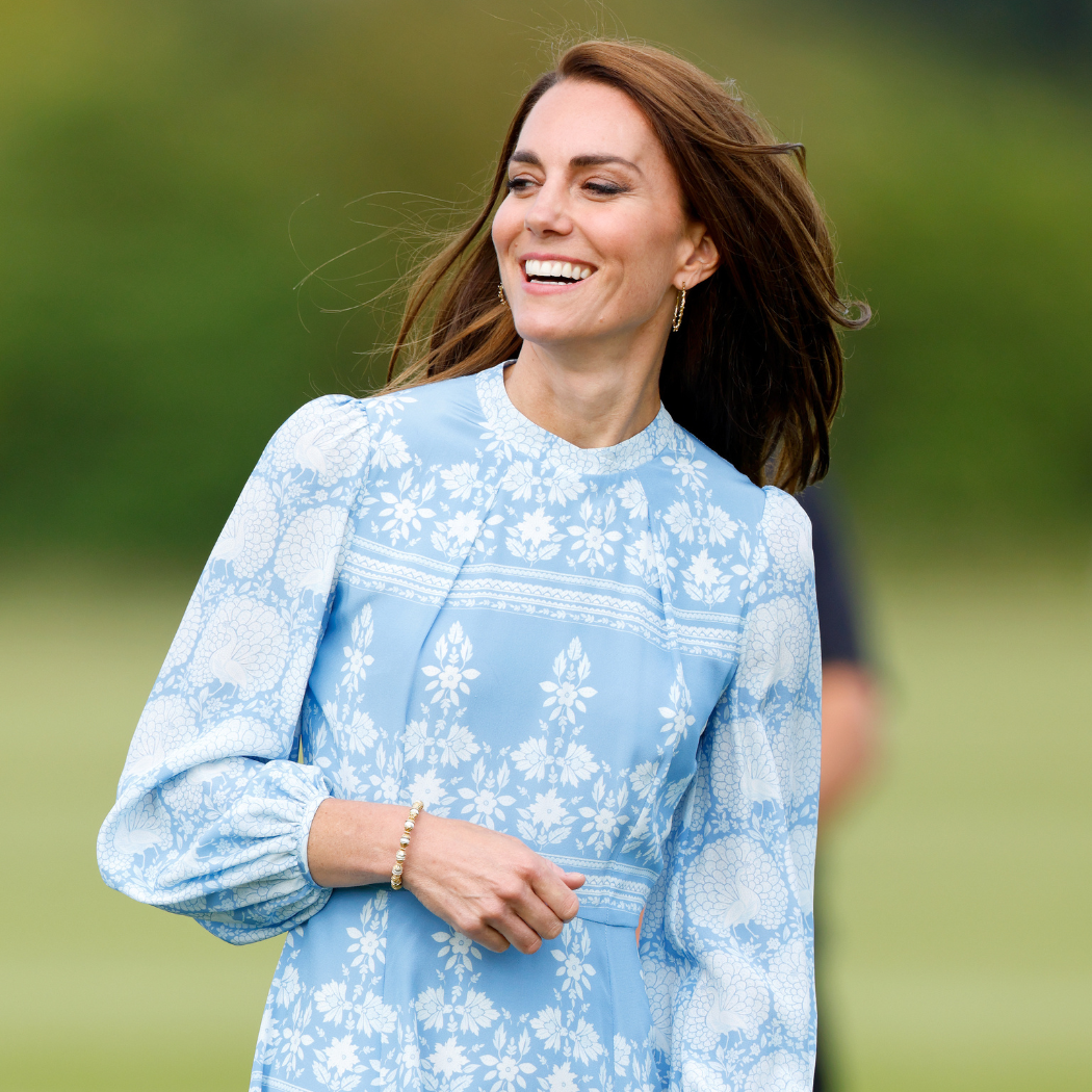 Niebieska sukienka Kate Middleton od wczoraj jest hitem. Szukają jej w sklepach wszyscy